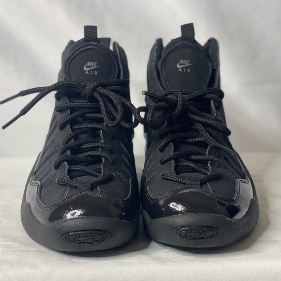 "PRE-OWNED" *RARE FIND* BOYS SIZE 7 NIKE AIR BAKIN SHOE "BLACKOUT" *WORN ONCE* - Picture 3 of 9